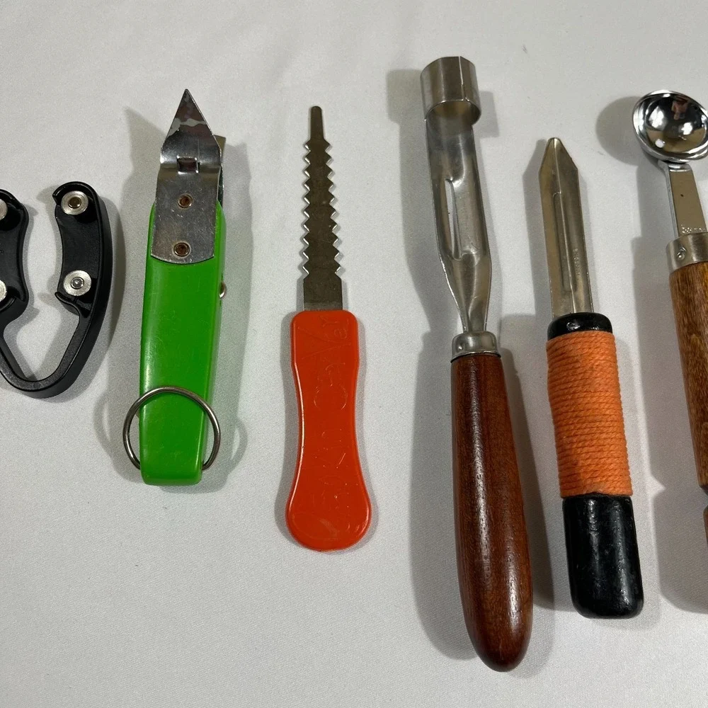Vintage Kitchen Tool Gadget Lot Melon Baller Apple Corer Foil Cutter